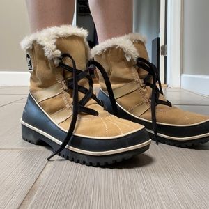 WOMEN’S TIVOLI™ II SUEDE BOOT Sorel